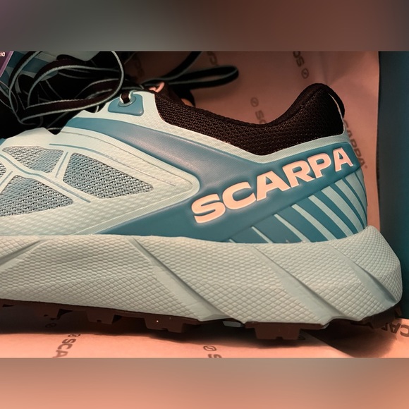 NWT Scarpa - Spin 2.0 - trail running NWT - Picture 9 of 13